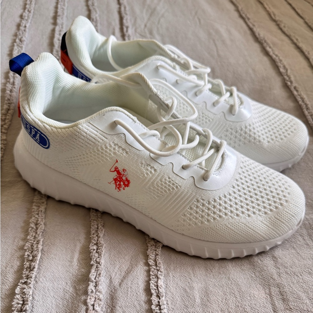 NWOT Men’s U.S. Polo Assn. White Sneakers Size 11